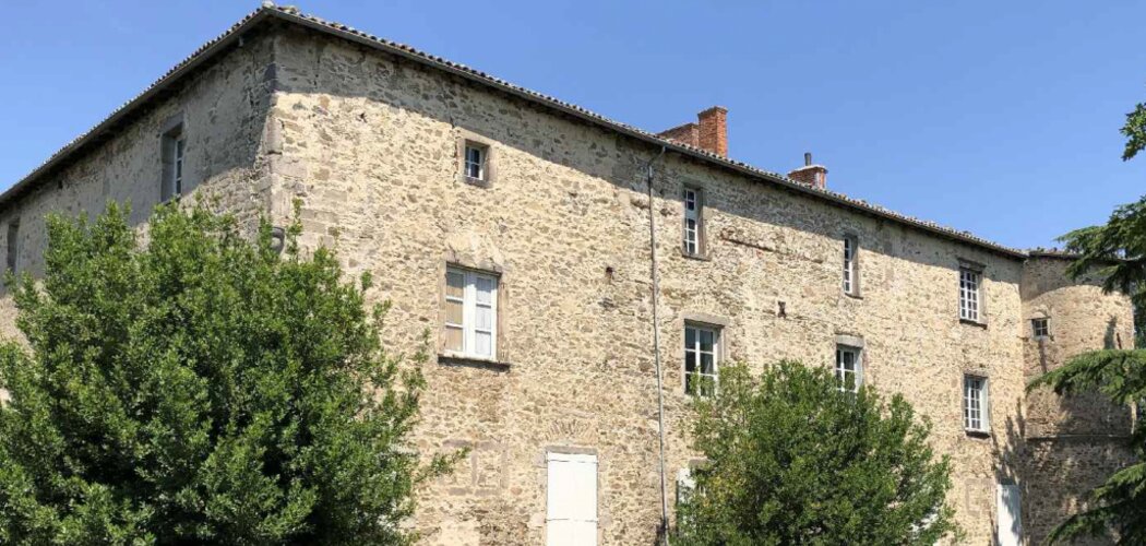 Programme immobilier neuf CHATEAU DE CHASSAGNY - Chassagny rénovation à proximité de Lyon (69700) - Référence : 9524