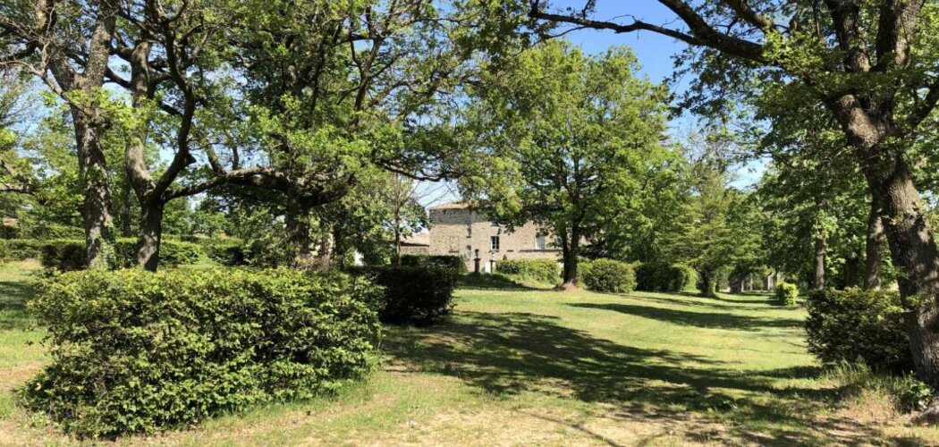 Programme immobilier neuf CHATEAU DE CHASSAGNY - Chassagny rénovation à proximité de Lyon (69700) - Référence : 9524